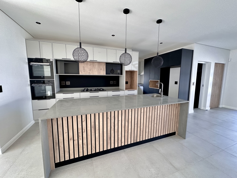 4 Bedroom Property for Sale in Sandown Western Cape